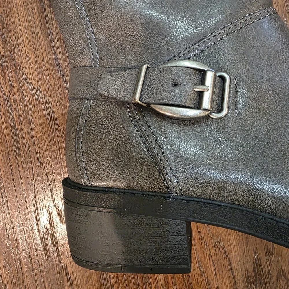 Baretrap Womens Sasson Tall Shaft Riding Boot Size 8.5 Faux Leather Gray Comfort